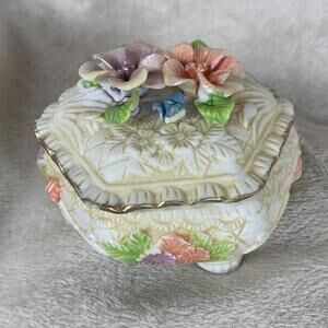 Trinket Box With Lid Resin Hexagon Floral Covered Keepsake Jar 3.5” x 3.5”